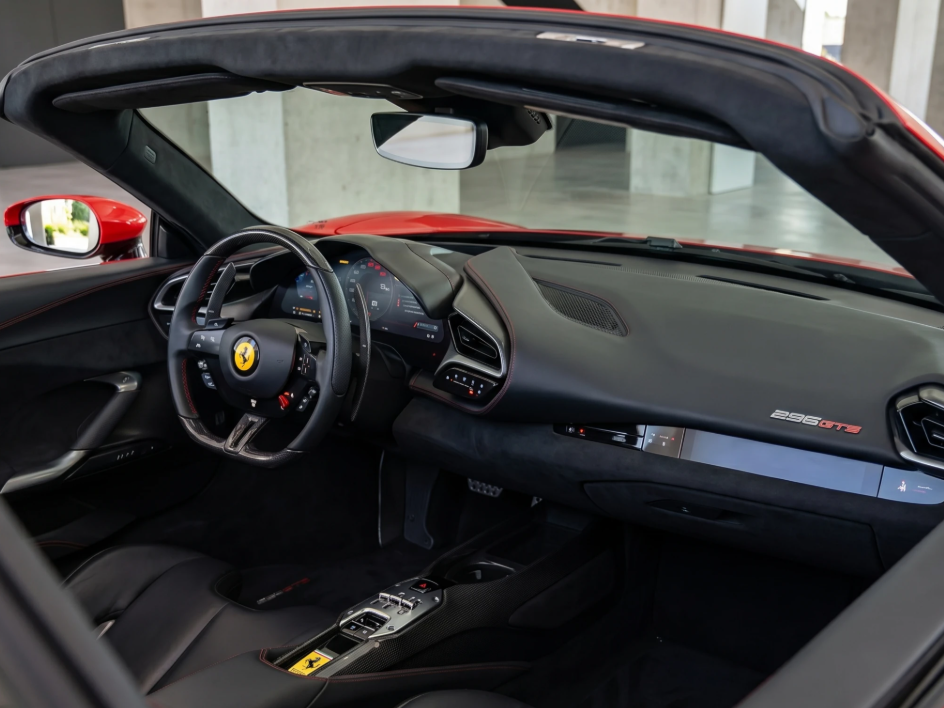 Ferrari 296 GTS